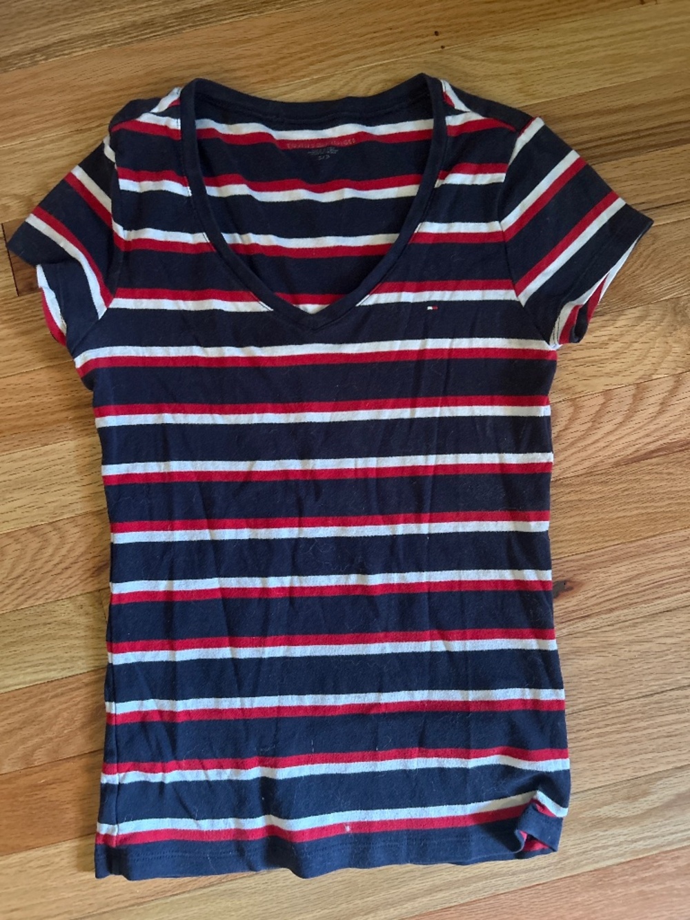 Tommy Hilfiger tee size small